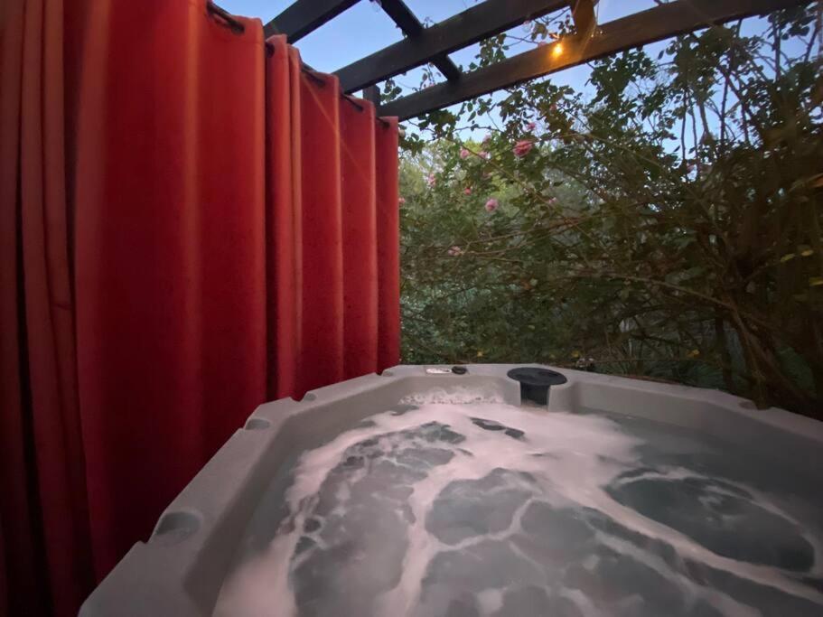 Cottage With Hot Tub And Pool Bandera, Tx. Ngoại thất bức ảnh